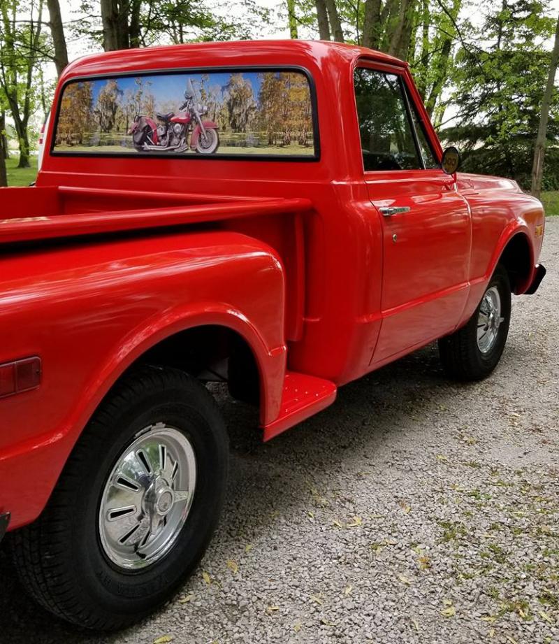 Truck rear window graphic